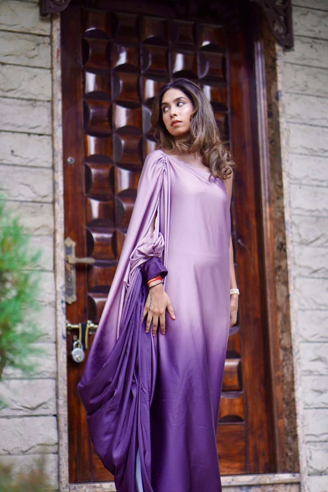 Ombre draped One-Sleeve dress